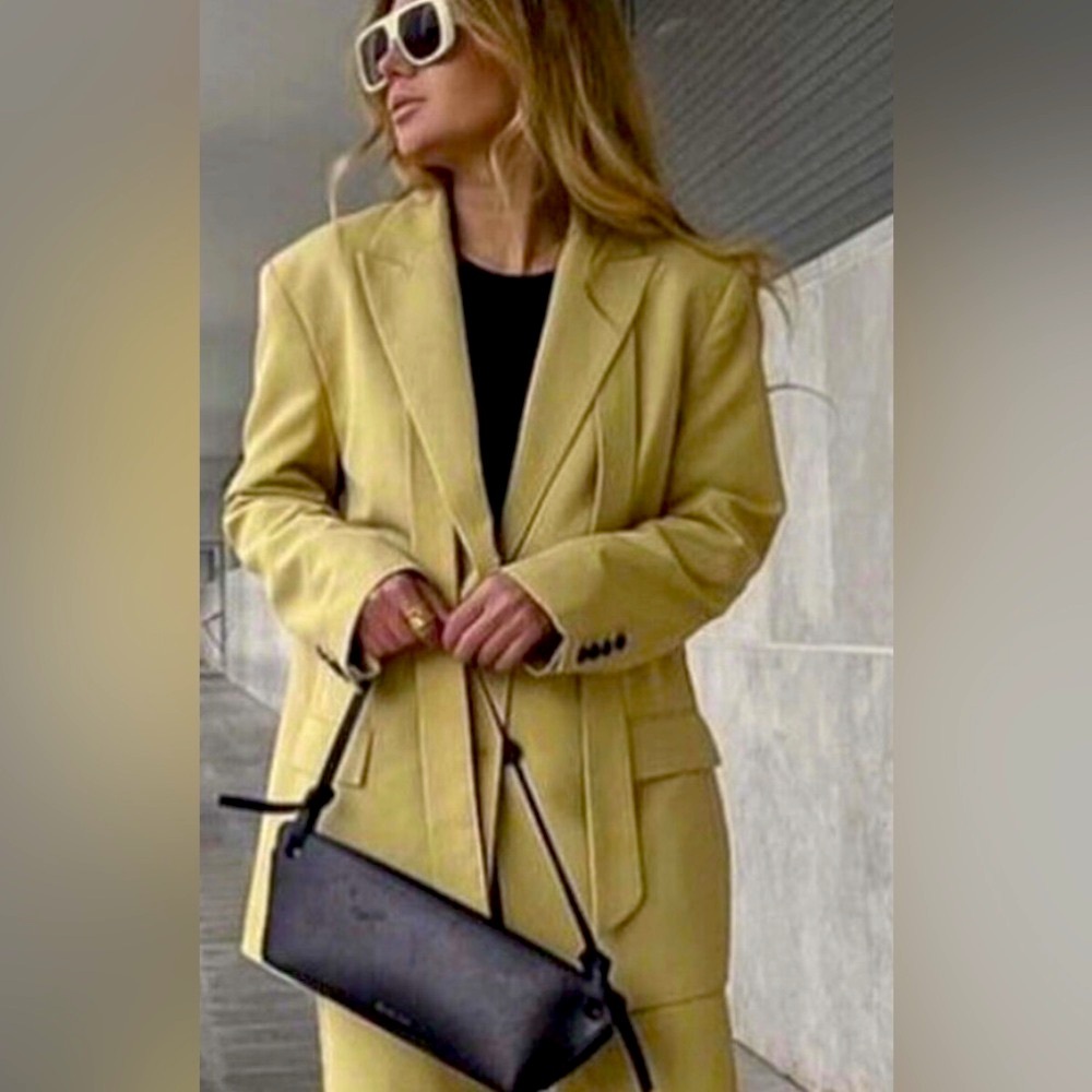 Zara 2 Piece Suit Set XS ( Blazer & Pants)